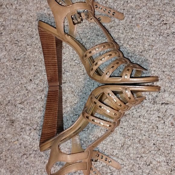 ⭐CARLOS Santana Champagne Gold and Tan Heels, Size 8.5M - Picture 3 of 8